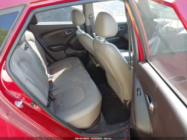 KM8JT3AF1FU037247 Hyundai TUCSON GLS