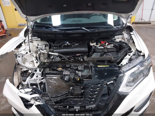 5N1AT2MV5JC840994 Nissan ROGUE SV