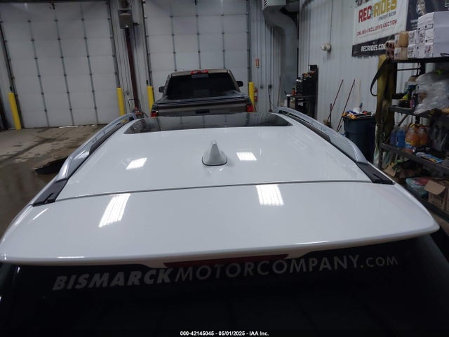 5N1AT2MV5JC840994 Nissan ROGUE SV