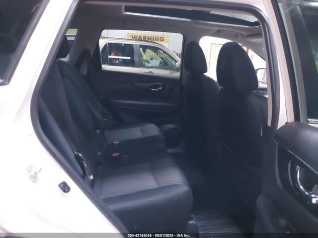 5N1AT2MV5JC840994 Nissan ROGUE SV