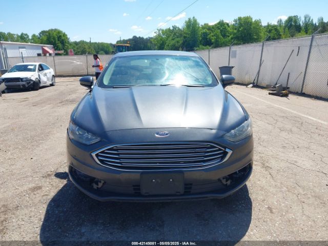 3FA6P0H71JR155221 Ford FUSION SE