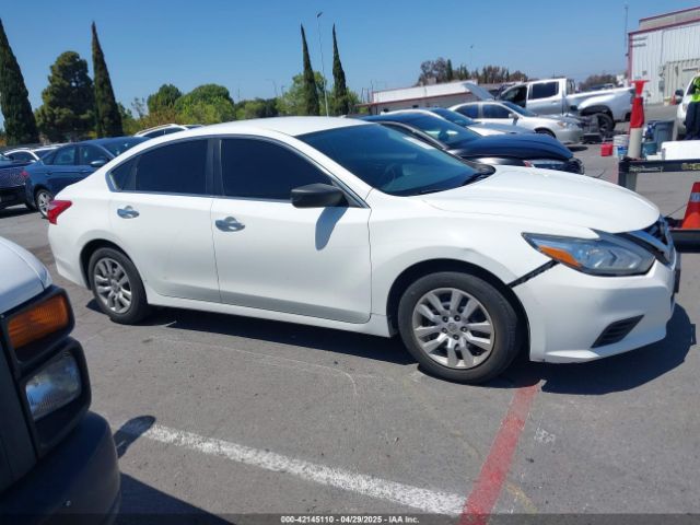 1N4AL3AP2HC292095 Nissan Altima 2.5 S