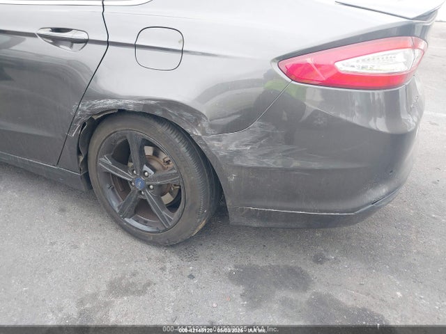Ford 2016 2016 3FA6P0HD0GR145357 Image 6