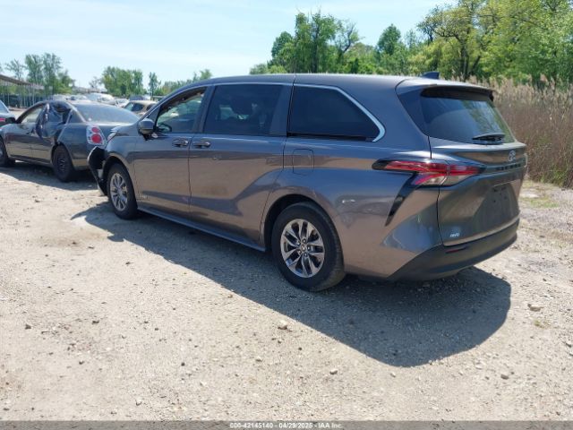 2021 TOYOTA SIENNA 5TDKSKFC4MS004345 Photo 2