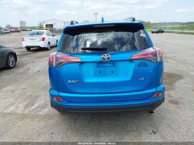 JTMZFREV5JD129862 Toyota RAV4 LE