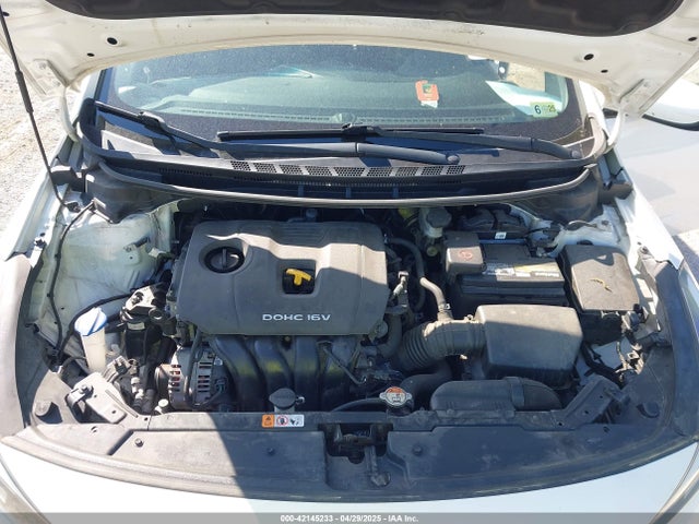 3KPFK4A74JE195259 KIA FORTE LX