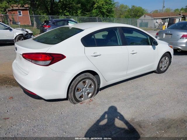 3KPFK4A74JE195259 KIA FORTE LX