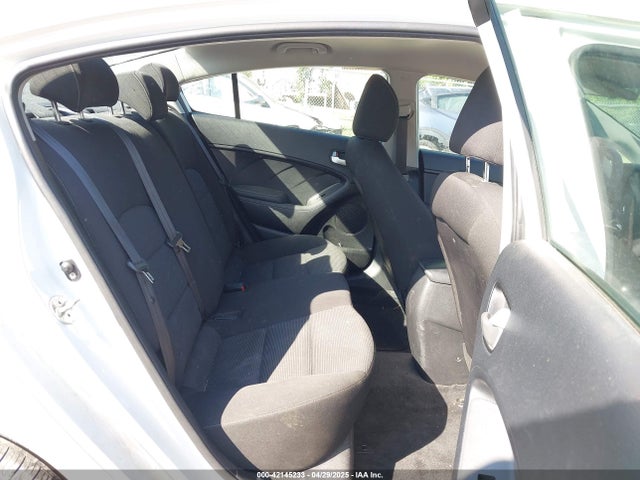 3KPFK4A74JE195259 KIA FORTE LX