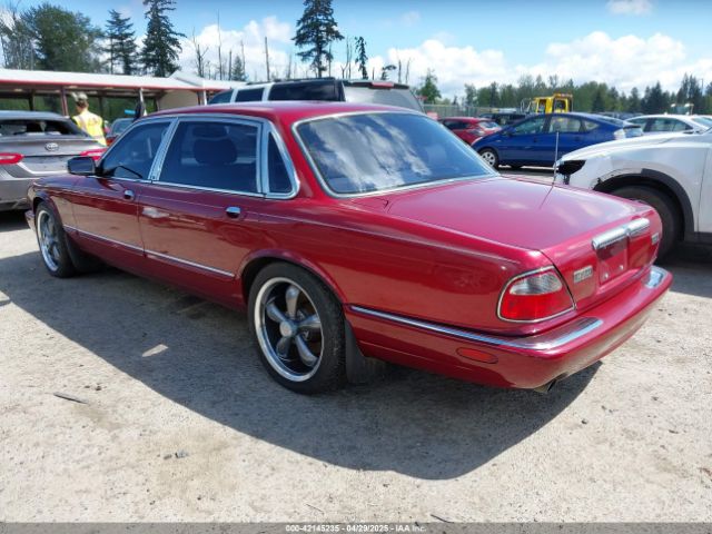 1998 JAGUAR XJ8 SAJKX6249WC844067 Photo 2