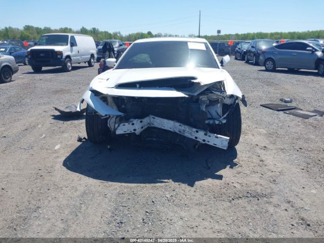 2C3CDXHG0FH826450 Dodge Charger Sxt