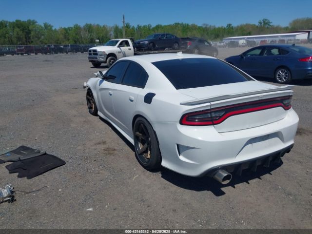2C3CDXHG0FH826450 Dodge Charger Sxt
