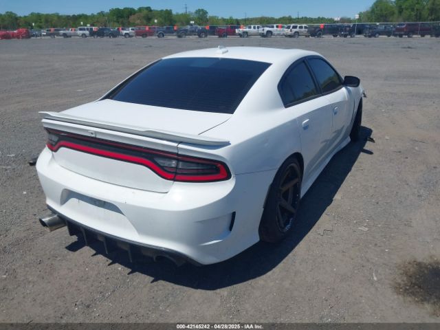 2C3CDXHG0FH826450 Dodge Charger Sxt