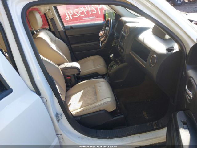1C4NJPBBXGD726882 Jeep Patriot 75th Anniversary