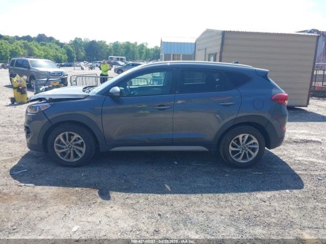 KM8J33A49JU600195 Hyundai TUCSON SEL