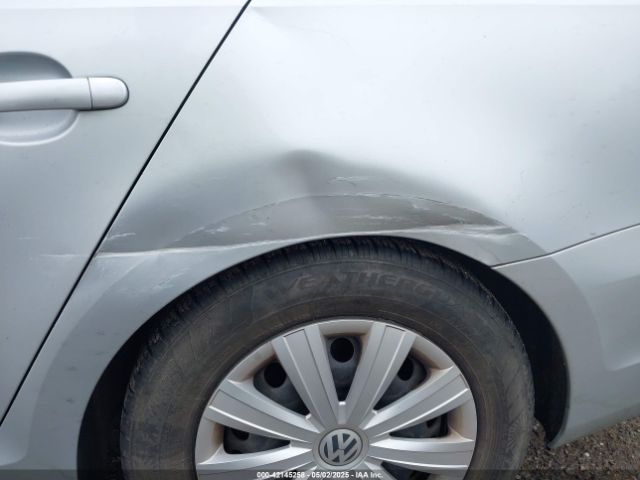 3VW1K7AJ6EM413671 Volkswagen Jetta 2.0l S