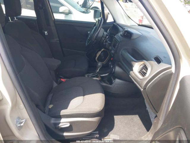 ZACCJABT9FPC32087 Jeep Renegade Latitude