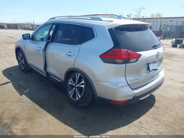 JN8AT2MV3HW284671 Nissan Rogue Sl