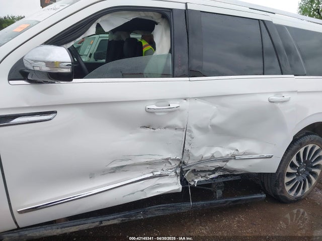 Продаж на аукціоні авто 2024 Lincoln Navigator Black Label L, vin: 5LMJJ3TG7REL23174, номер лоту: 42145341