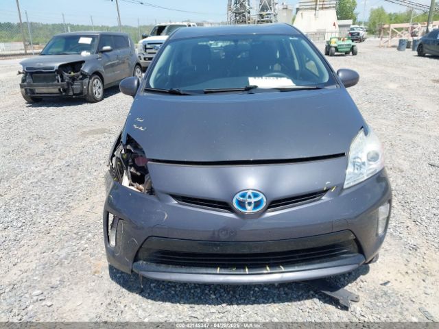 JTDKN3DU5E0391615 Toyota Prius Two