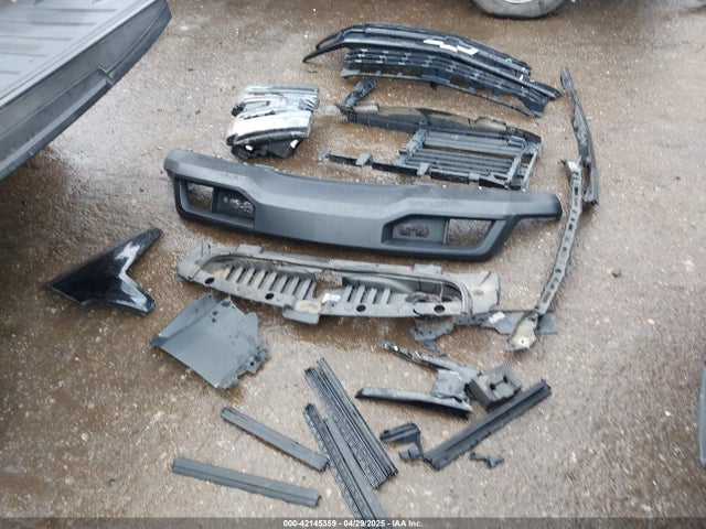1GCUYEED6NZ233354 Chevrolet Silverado 1500 Ltd 4wd  Short Bed Rst