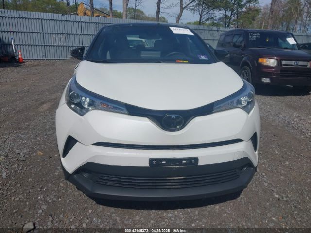 NMTKHMBX5KR097682 Toyota C-HR XLE