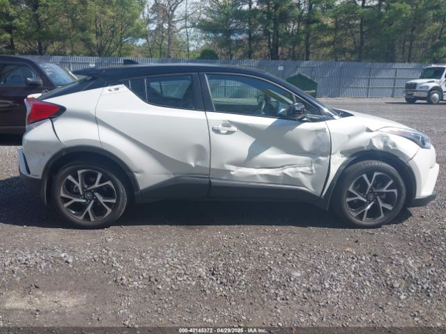 NMTKHMBX5KR097682 Toyota C-HR XLE
