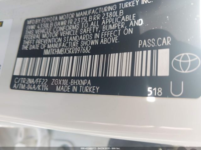 NMTKHMBX5KR097682 Toyota C-HR XLE