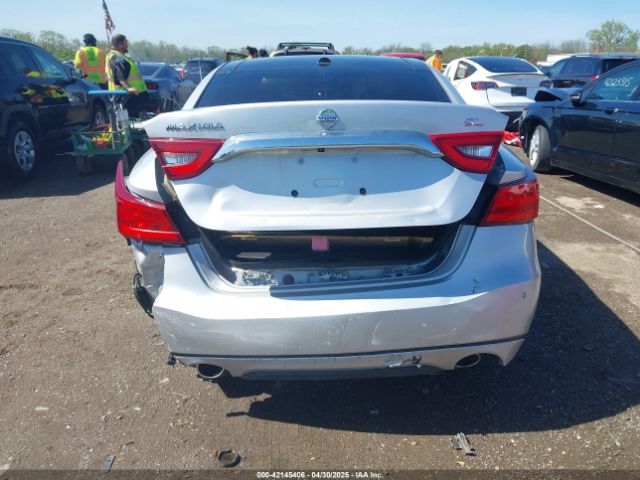 1N4AA6AP3JC374804 Nissan Maxima 3.5 Sl