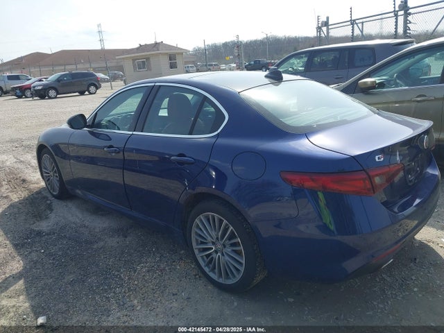 ZARFAEEN5J7580384 Alfa Romeo Giulia Ti Lusso Awd