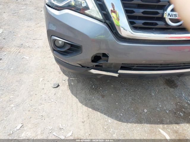 5N1DR2MN5HC913867 Nissan Pathfinder Sv