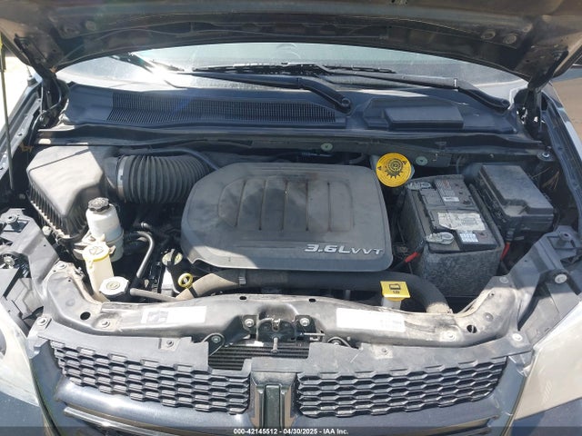 2C4RDGCG5ER118930 Dodge Grand Caravan Sxt