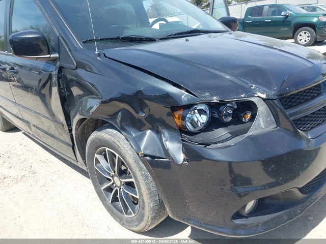 2C4RDGCG5ER118930 Dodge Grand Caravan Sxt