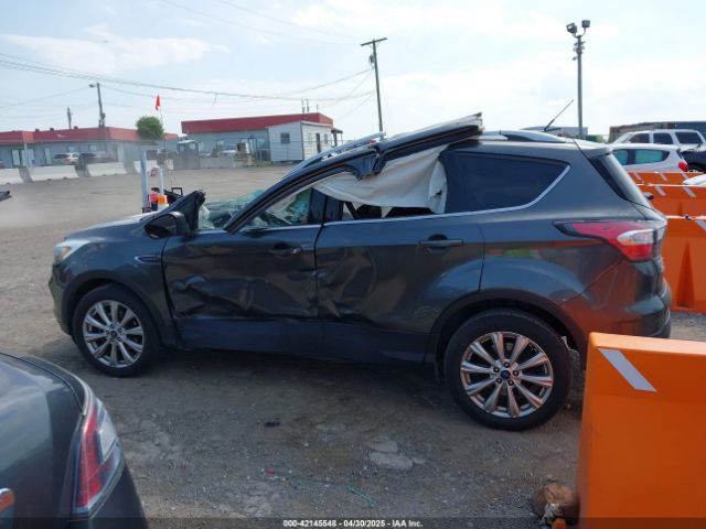 1FMCU0JD3HUA57747 Ford Escape Titanium