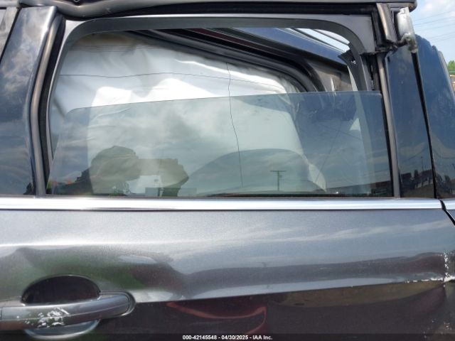 1FMCU0JD3HUA57747 Ford Escape Titanium