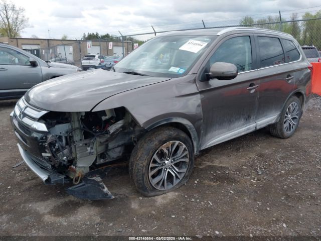 JA4AZ3A35HZ070275 Mitsubishi Outlander Sel
