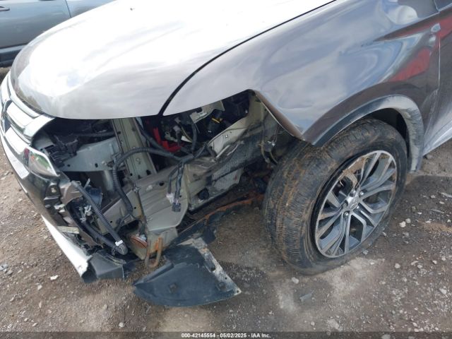 JA4AZ3A35HZ070275 Mitsubishi Outlander Sel