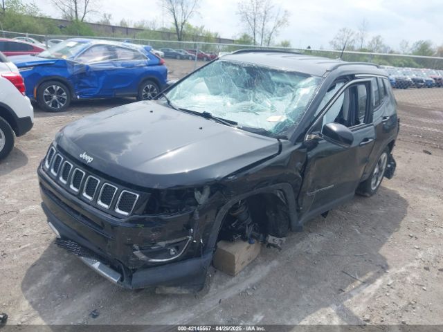 3C4NJDCB7JT332674 Jeep Compass Limited 4x4