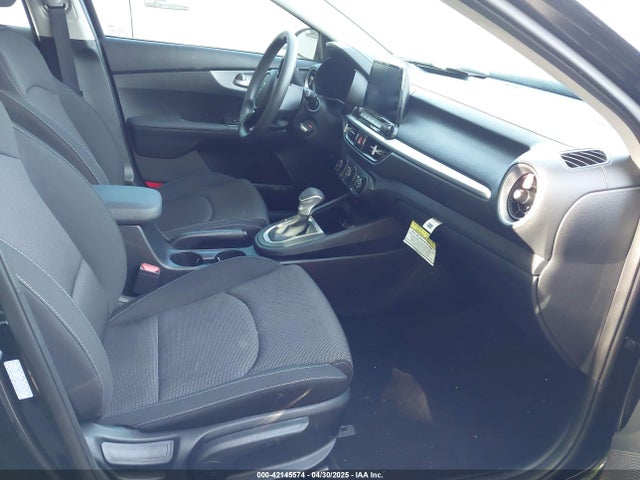 3KPF24AD9RE820207 KIA FORTE LX