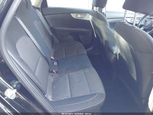 3KPF24AD9RE820207 KIA FORTE LX