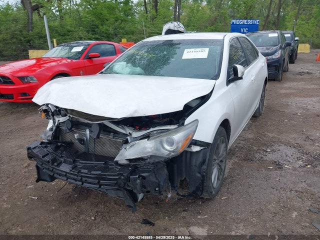 4T1BF1FKXHU363217 Toyota CAMRY SE