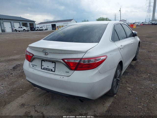 4T1BF1FKXHU363217 Toyota CAMRY SE