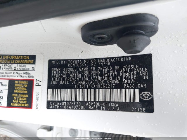 4T1BF1FKXHU363217 Toyota CAMRY SE