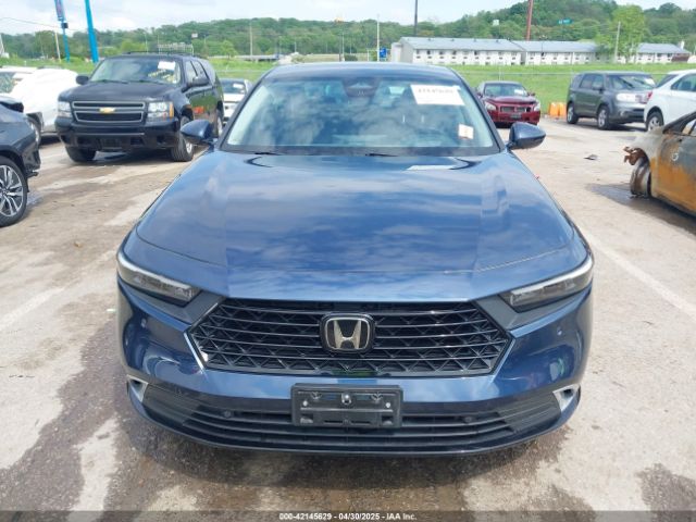 1HGCY2F82PA029648 Honda Accord Hybrid Touring