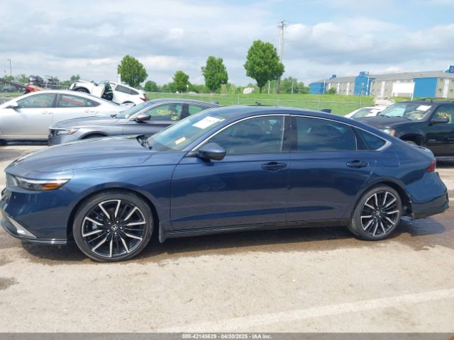 1HGCY2F82PA029648 Honda Accord Hybrid Touring