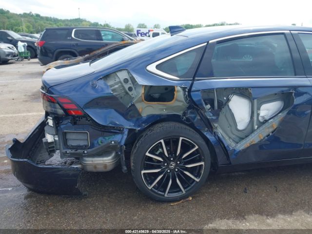 1HGCY2F82PA029648 Honda Accord Hybrid Touring