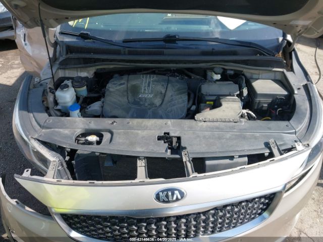 KNDMB5C14H6238410 KIA SEDONA LX
