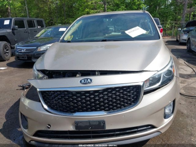 KNDMB5C14H6238410 KIA SEDONA LX