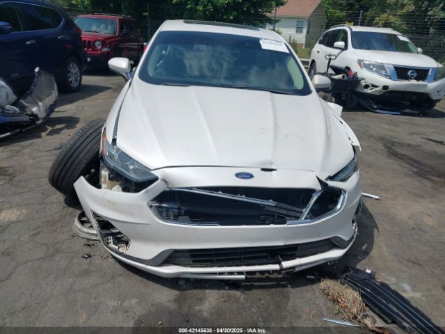 3FA6P0LU5LR153942 Ford Fusion Hybrid Se