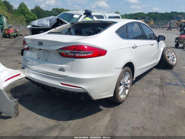 3FA6P0LU5LR153942 Ford Fusion Hybrid Se