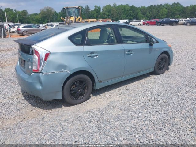 JTDKN3DUXF1884511 Toyota Prius Two